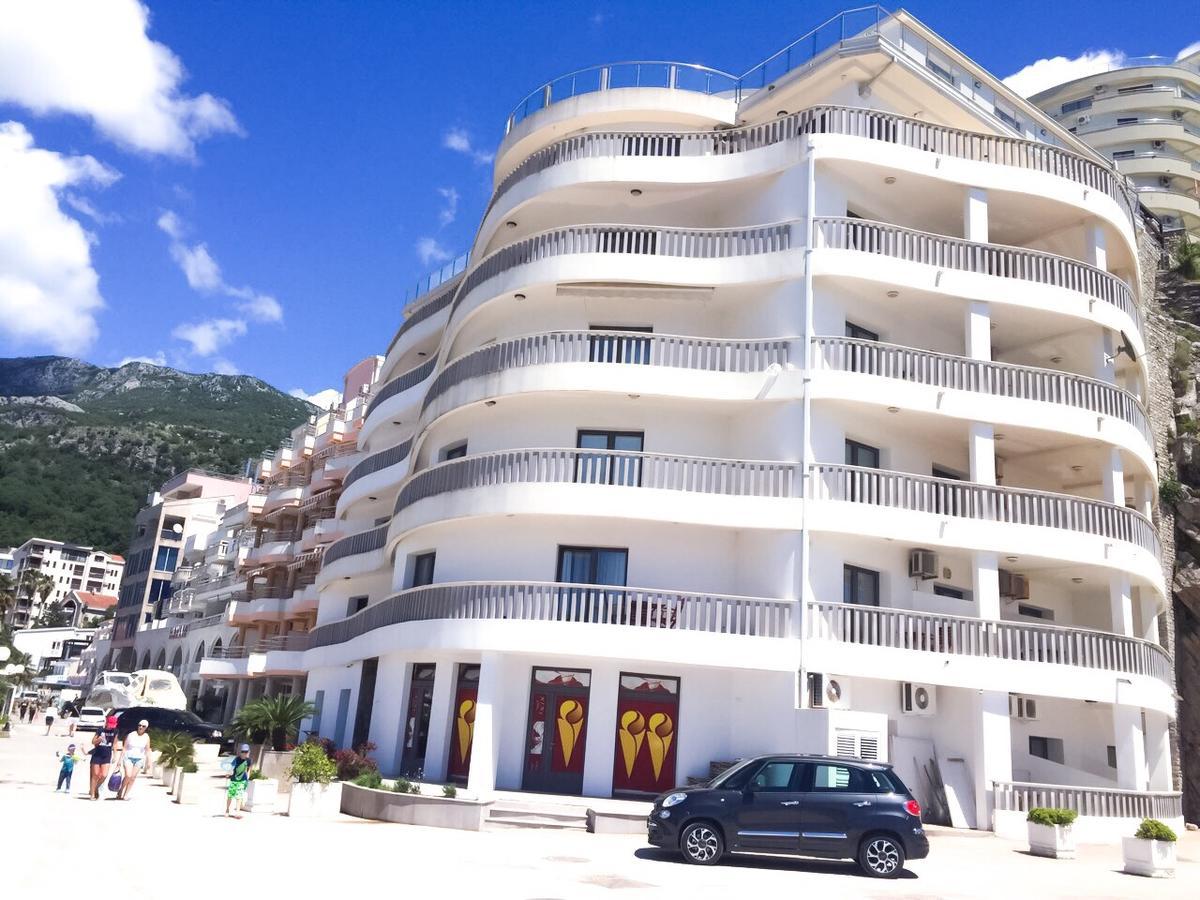 Beach Apartment Rafajlovići Exteriör bild